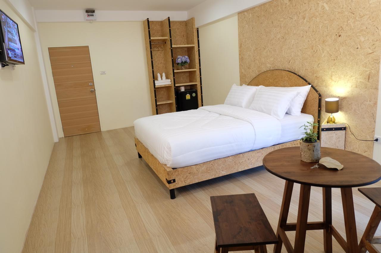 Area 69 Aparthotel Μπανγκόκ Εξωτερικό φωτογραφία